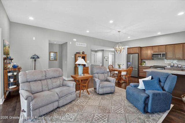 154 Vansickle Drive, Charlotte, MI 48813