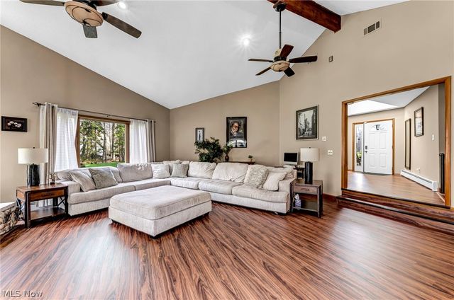 2960 Millgate Drive, Willoughby Hills, OH 44094