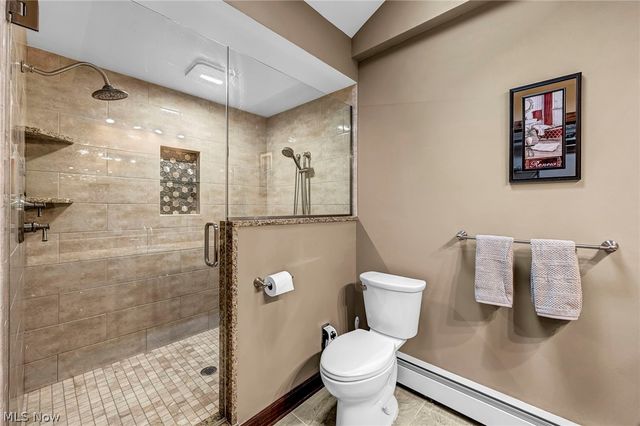 2960 Millgate Drive, Willoughby Hills, OH 44094