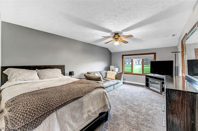 2960 Millgate Drive, Willoughby Hills, OH 44094
