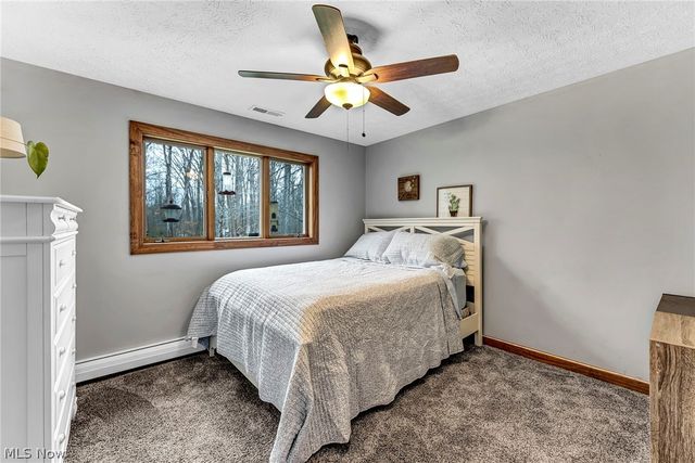 2960 Millgate Drive, Willoughby Hills, OH 44094