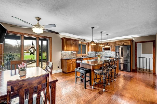2960 Millgate Drive, Willoughby Hills, OH 44094