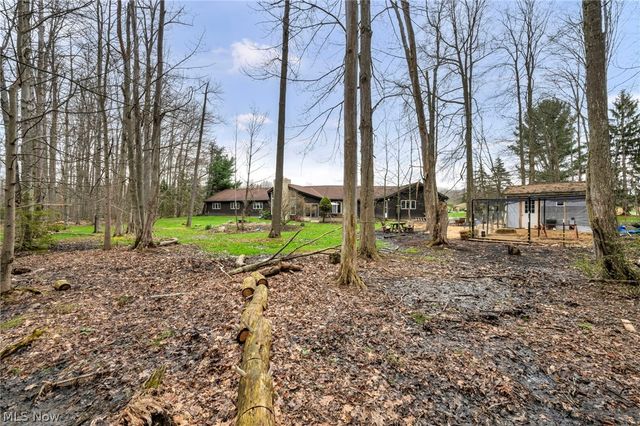 2960 Millgate Drive, Willoughby Hills, OH 44094