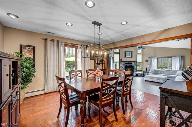 2960 Millgate Drive, Willoughby Hills, OH 44094