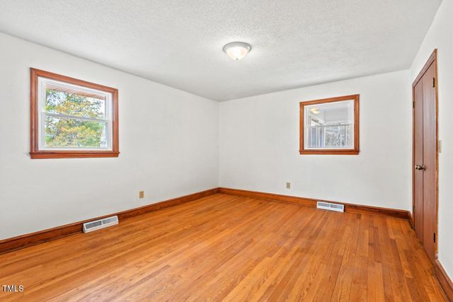 7415 Old Oxford Road, Bahama, NC 27503