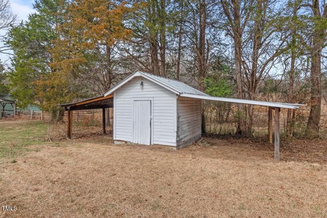 7415 Old Oxford Road, Bahama, NC 27503