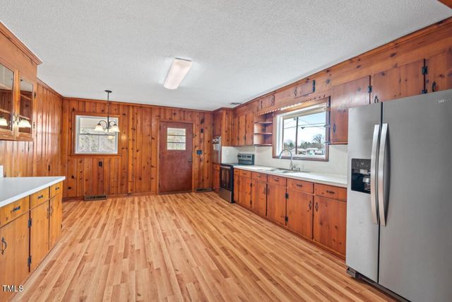 7415 Old Oxford Road, Bahama, NC 27503