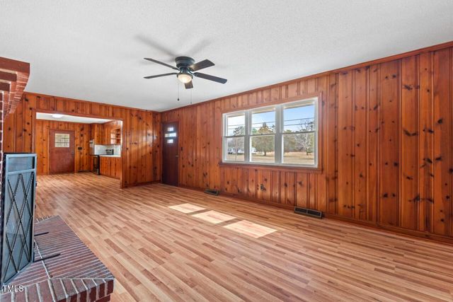7415 Old Oxford Road, Bahama, NC 27503