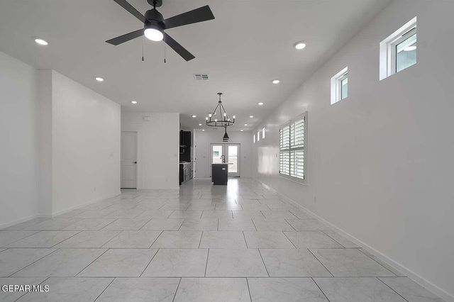 13889 CAROLINA PONCE Avenue, Horizon City, TX 79928