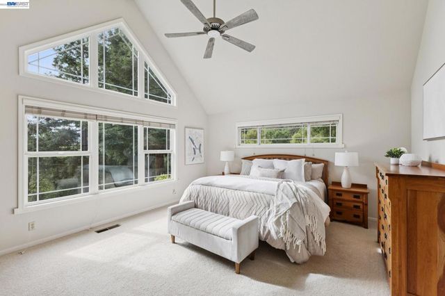 409 Oak Ln, Pleasanton, CA 94566