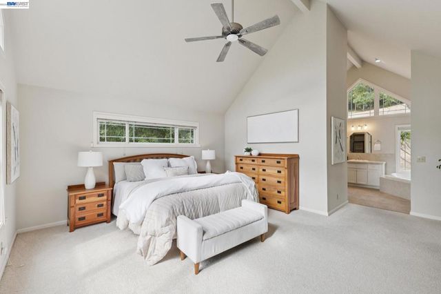 409 Oak Ln, Pleasanton, CA 94566