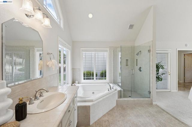 409 Oak Ln, Pleasanton, CA 94566