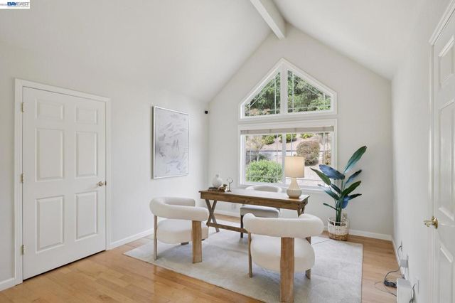 409 Oak Ln, Pleasanton, CA 94566