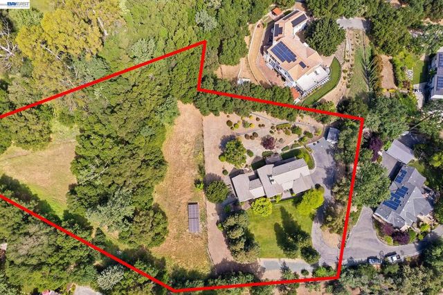 409 Oak Ln, Pleasanton, CA 94566