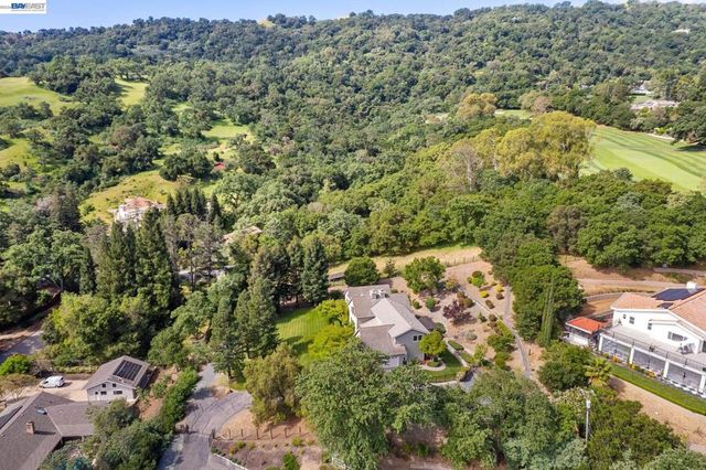 409 Oak Ln, Pleasanton, CA 94566