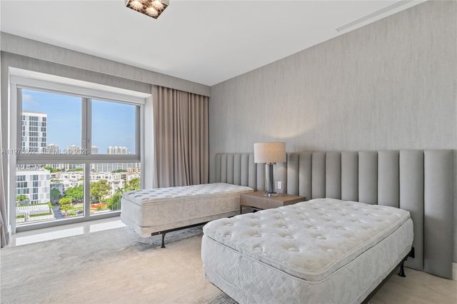 17749 Collins Ave 902, Sunny Isles Beach, FL 33160