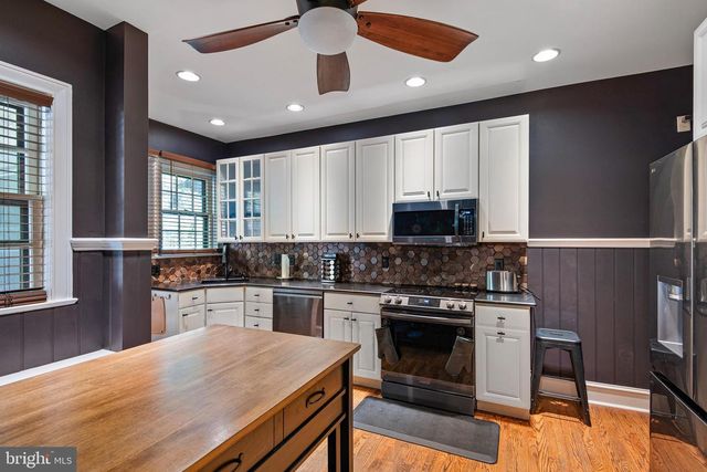 719 NOTTINGHAM RD, Wilmington, DE 19805