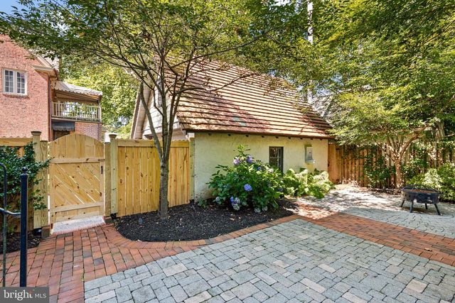 719 NOTTINGHAM RD, Wilmington, DE 19805