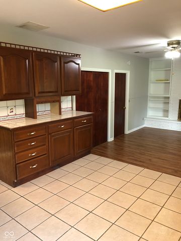 6347 Breamore Road, Indianapolis, IN 46220