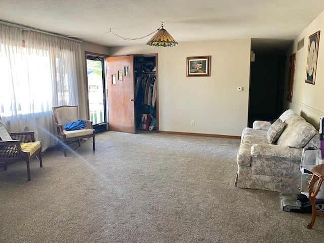 1817 6th Avenue, Sterling, IL 61081