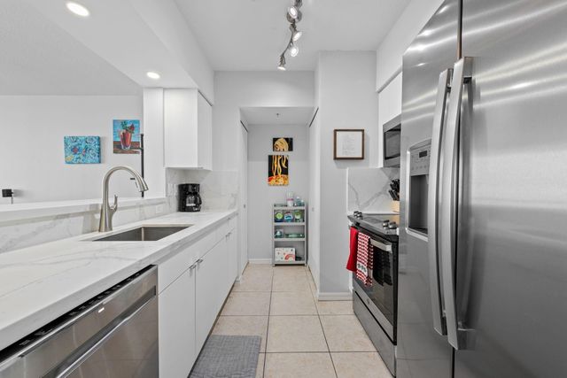 347 N New River Drive 2707, Fort Lauderdale, FL 33301