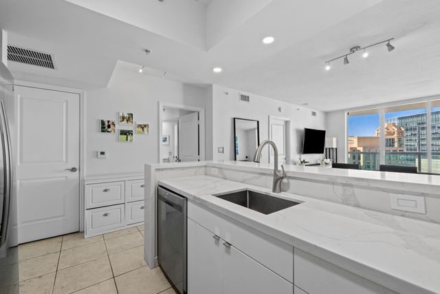 347 N New River Drive 2707, Fort Lauderdale, FL 33301