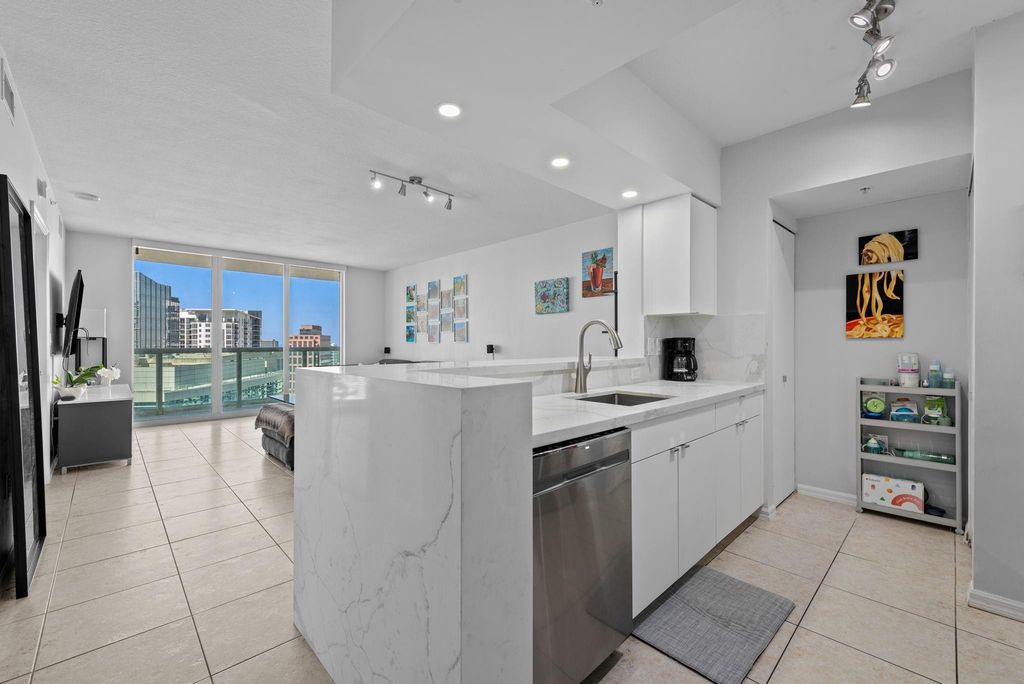 347 N New River Drive 2707, Fort Lauderdale, FL 33301