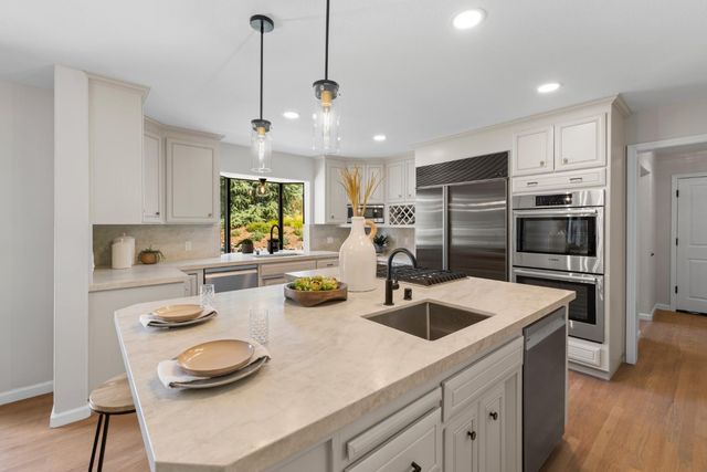 6650 Auburn Folsom Rd, Granite Bay, CA 95746