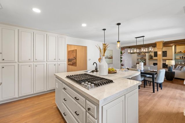 6650 Auburn Folsom Rd, Granite Bay, CA 95746