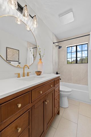 6650 Auburn Folsom Rd, Granite Bay, CA 95746