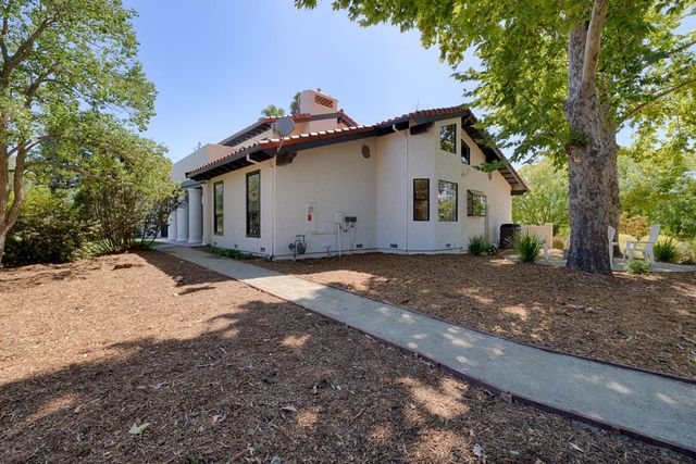 6650 Auburn Folsom Rd, Granite Bay, CA 95746