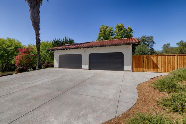 6650 Auburn Folsom Rd, Granite Bay, CA 95746