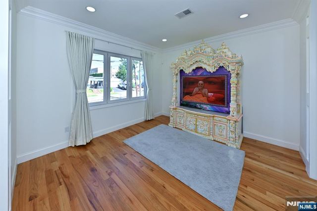 51 Stager Street, Nutley, NJ 07110