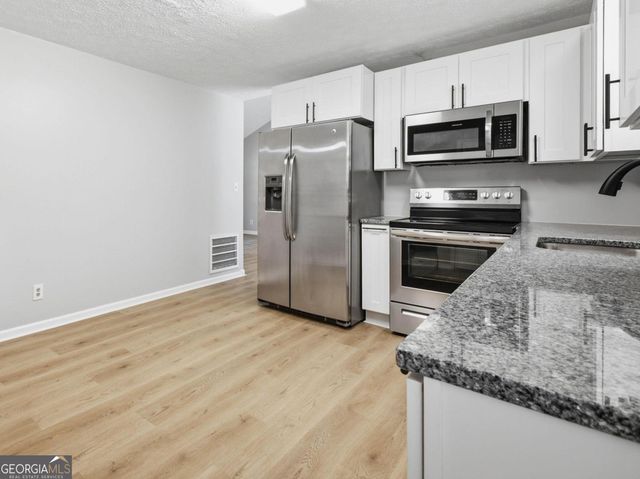 672 Reeceburg Road SE, Silver Creek, GA 30173