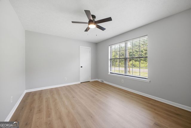 672 Reeceburg Road SE, Silver Creek, GA 30173