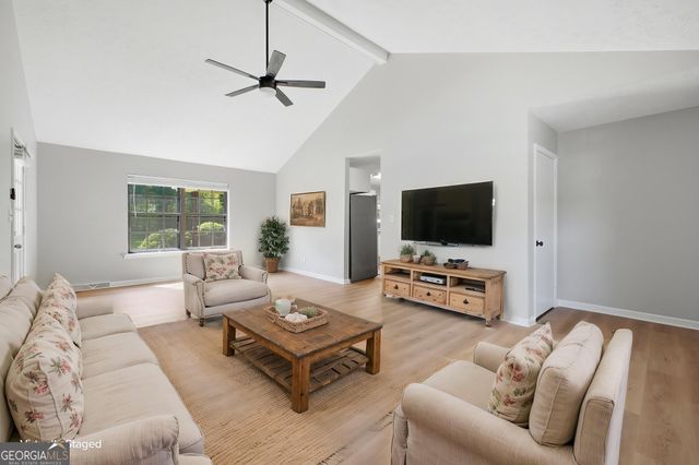 672 Reeceburg Road SE, Silver Creek, GA 30173