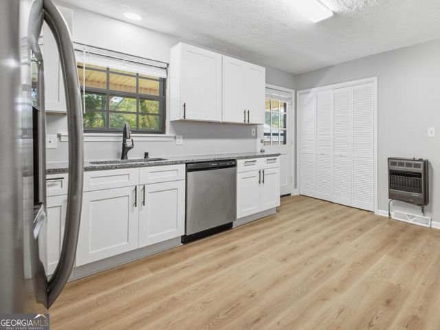 672 Reeceburg Road SE, Silver Creek, GA 30173
