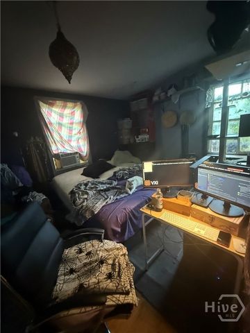 8608 Hurst Avenue, Savannah, GA 31406