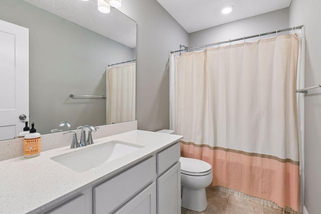 18348 Glasswort Drive, Lakeville, MN 55044
