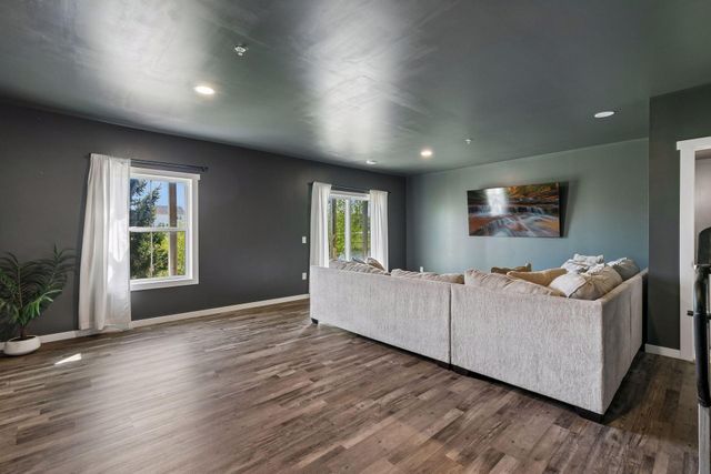 18348 Glasswort Drive, Lakeville, MN 55044