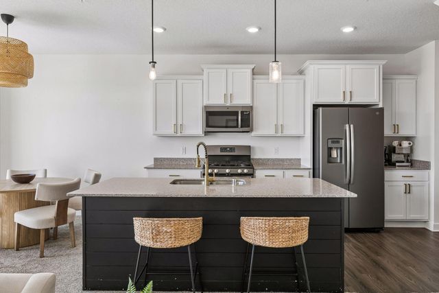 18348 Glasswort Drive, Lakeville, MN 55044