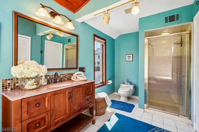 28 Johnson Ave, Teaneck Twp., NJ 07666