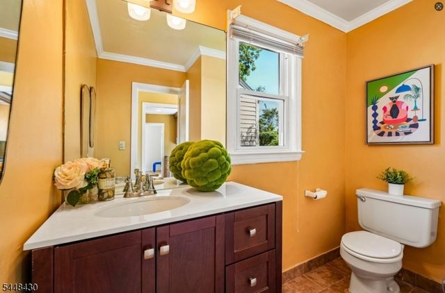 28 Johnson Ave, Teaneck Twp., NJ 07666