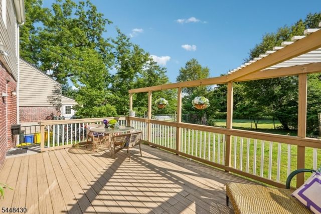 28 Johnson Ave, Teaneck Twp., NJ 07666