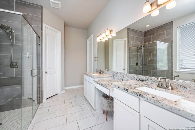9036 Graford Rdg, Boerne, TX 78015