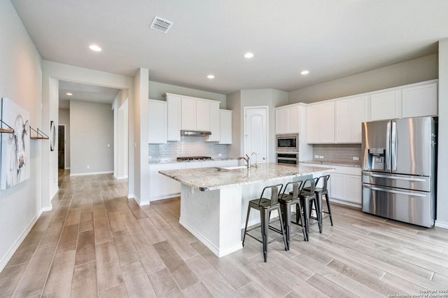 9036 Graford Rdg, Boerne, TX 78015
