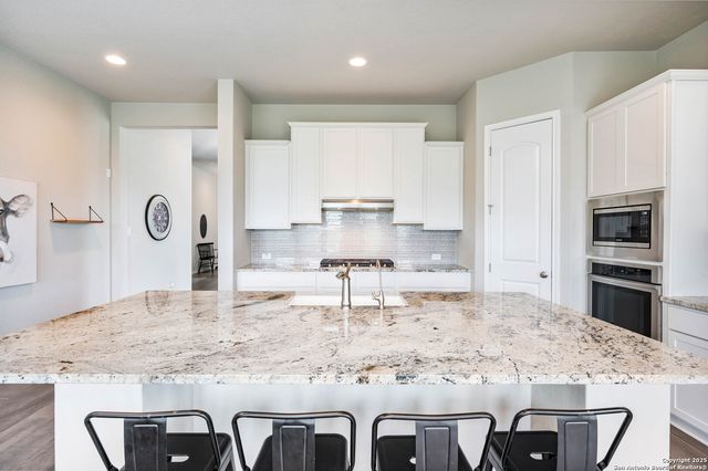 9036 Graford Rdg, Boerne, TX 78015