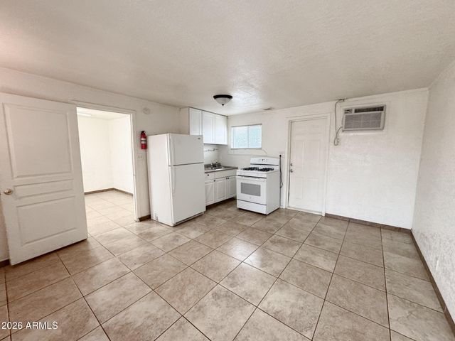 3601 W MELVIN Street 7, Phoenix, AZ 85009