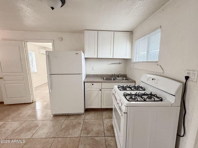 3601 W MELVIN Street 7, Phoenix, AZ 85009