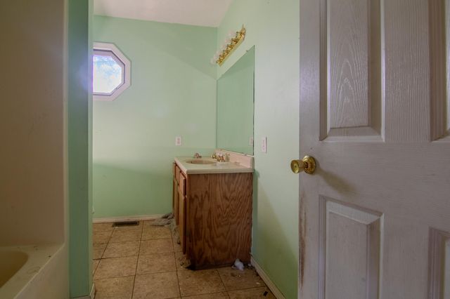 5321 South Street, Morrisville, MO 65710